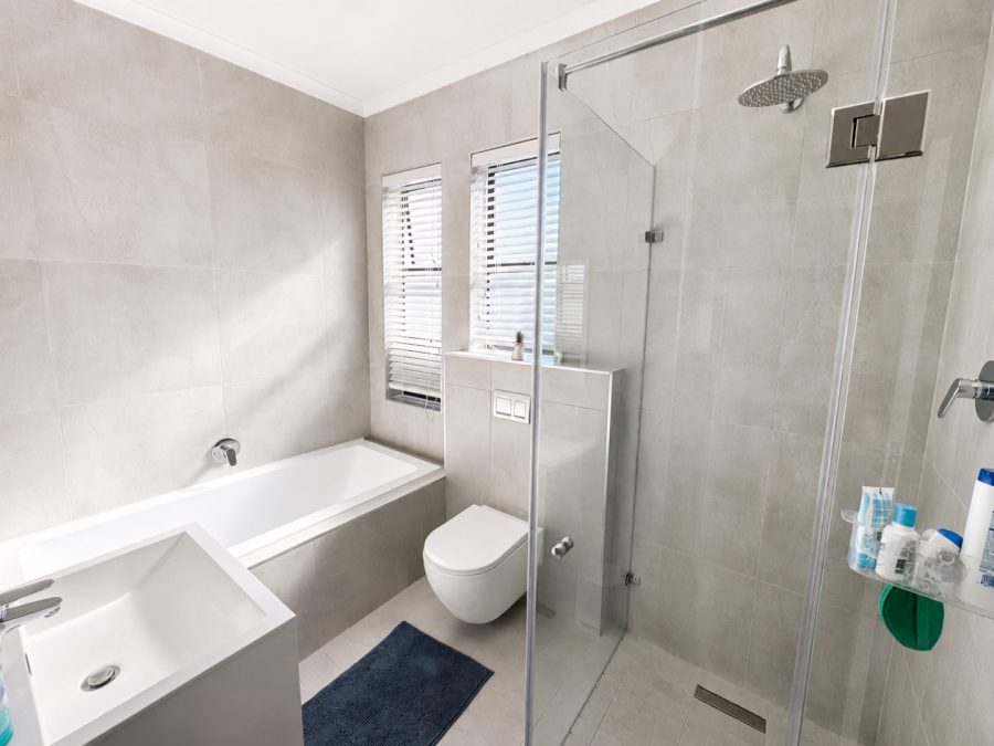 4 Bedroom Property for Sale in Sandown Western Cape